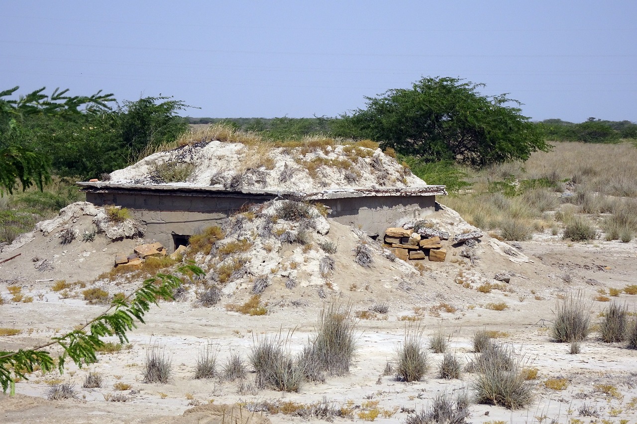 以军空袭黎巴嫩首都，现场瓦砾遍地，引发国际关注